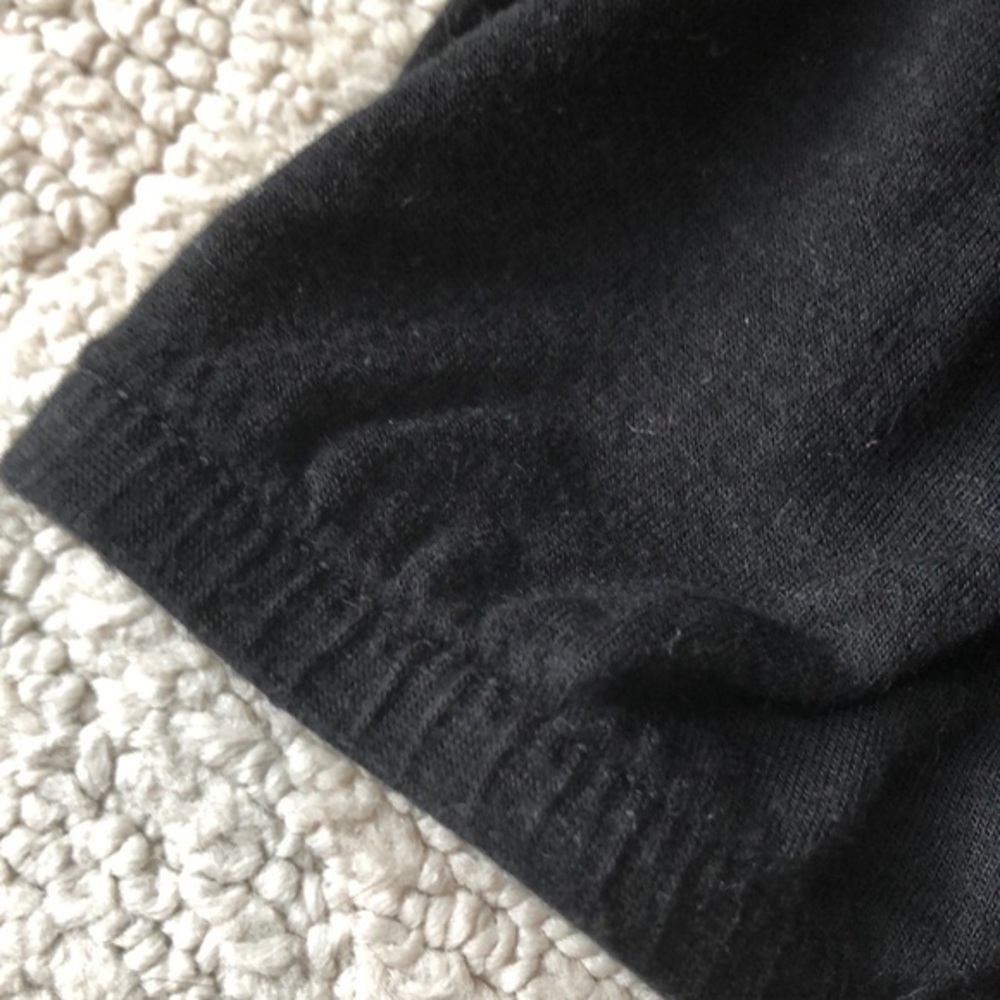 Ann Taylor Loft blk 3/4 sleeve jewel neck top - Picture 7 of 8